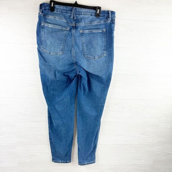 Good American Good Legs High Rise Skinny Jeans - Picture 4 of 8